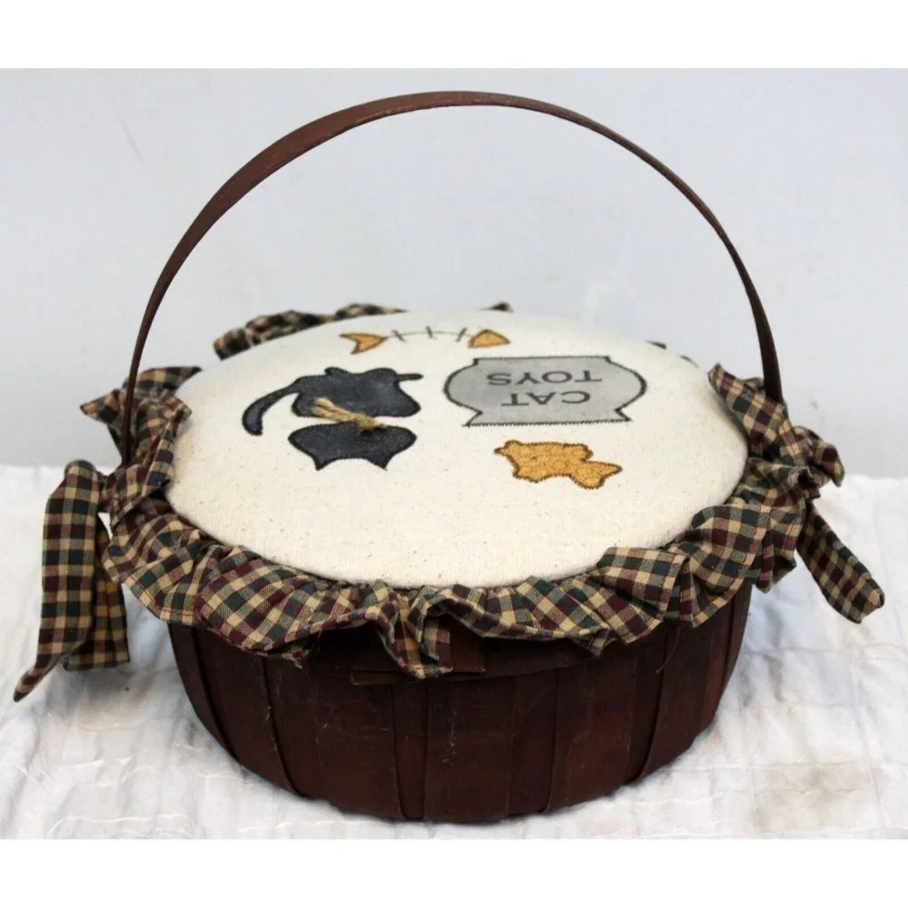 Cat Toys Cottage Core Granny Basket Storage Ruffle Applique Lid Farmhouse County